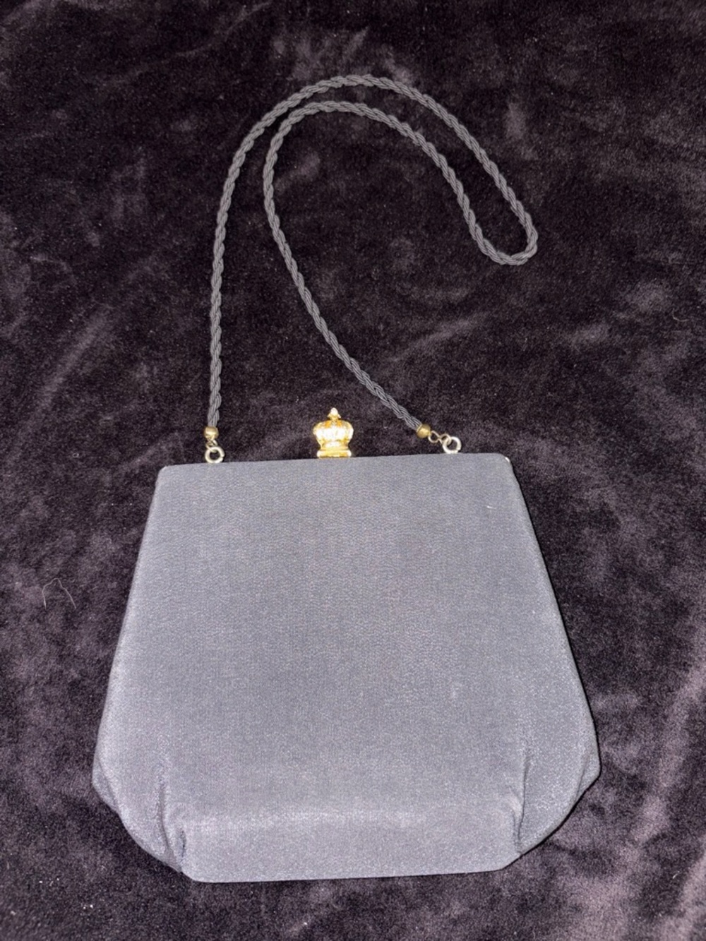 Crown Lewis Vintage Crown Clasp Evening Bag One Size Black Vintage Glam EUC Chic